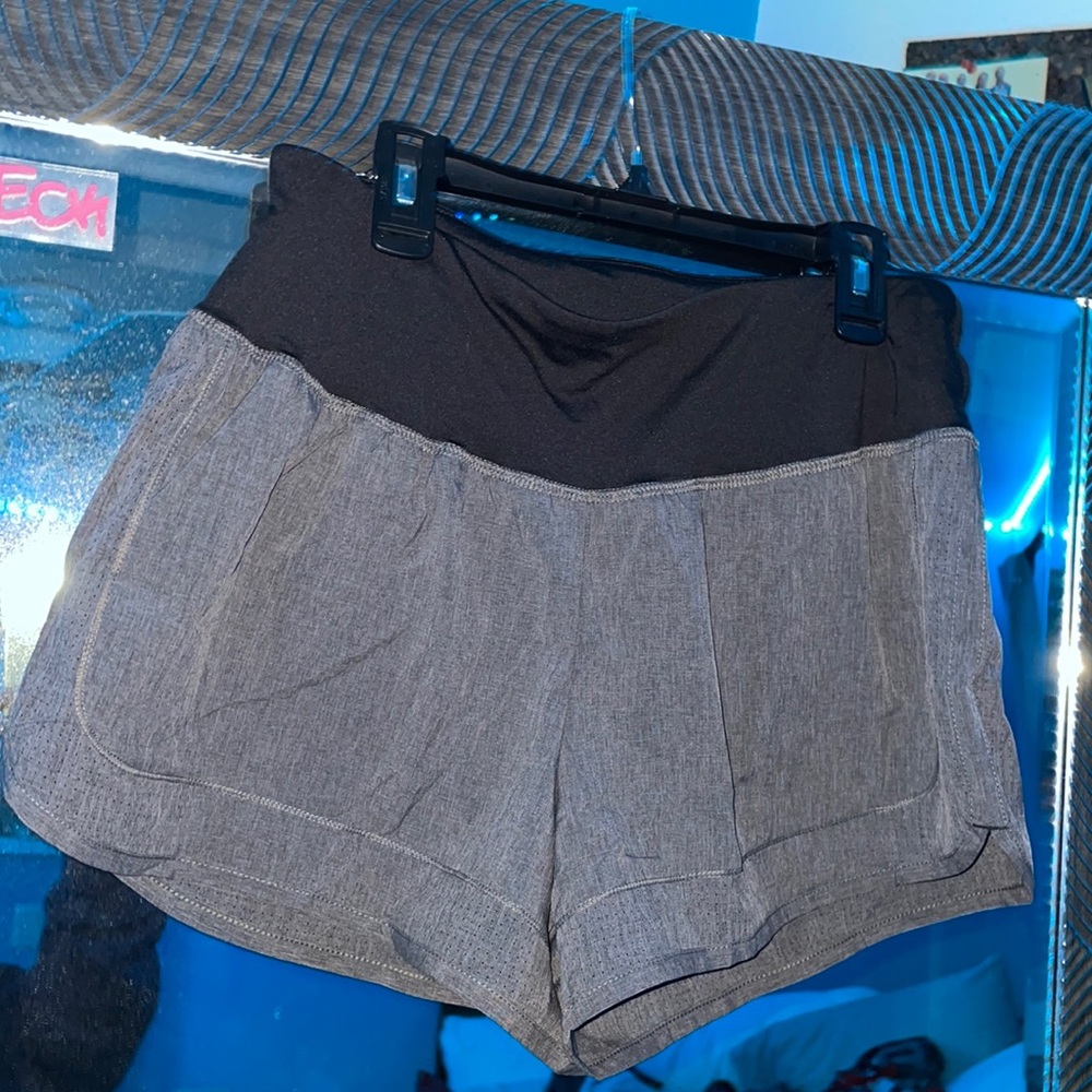 BNWOT Champion shorts size M
